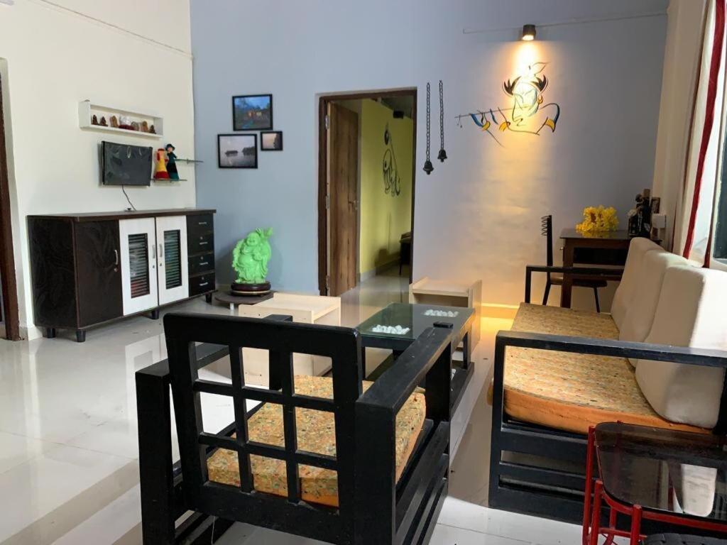 Sukant Homestay, Palu, Murbād Exteriér fotografie