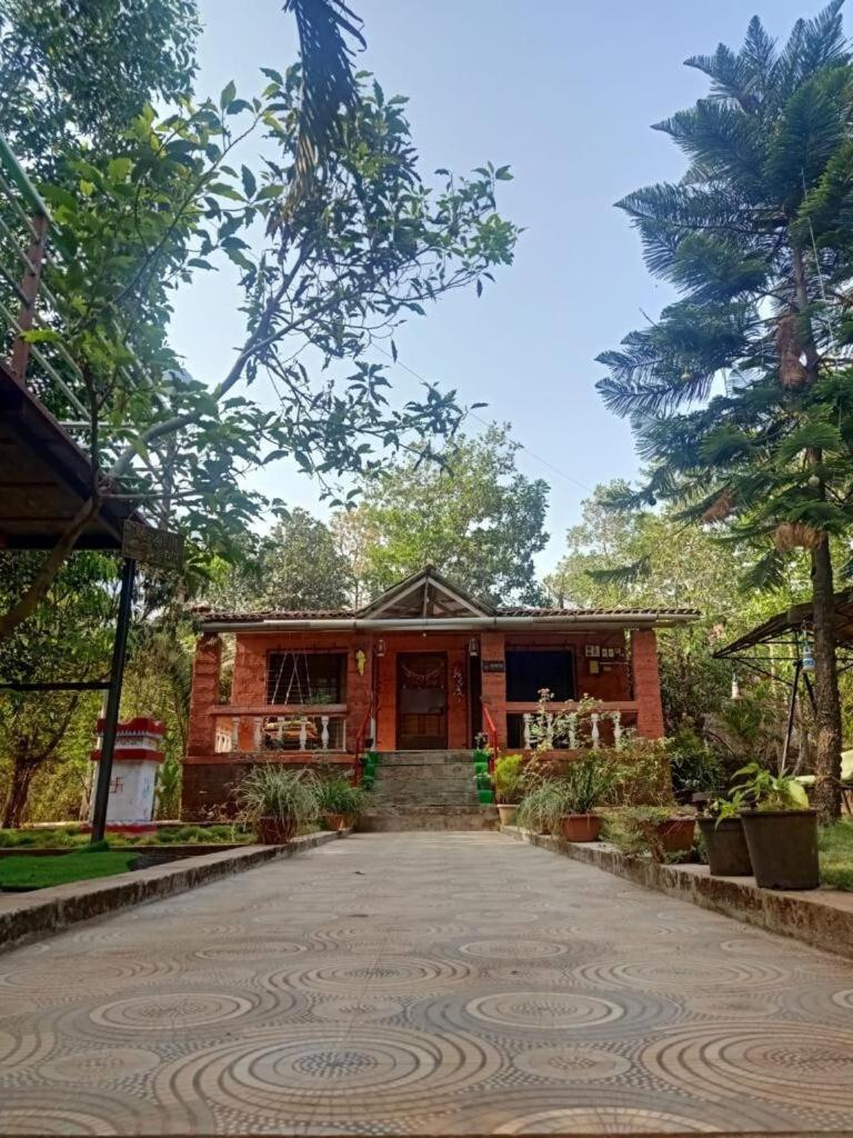 Sukant Homestay, Palu, Murbād Exteriér fotografie