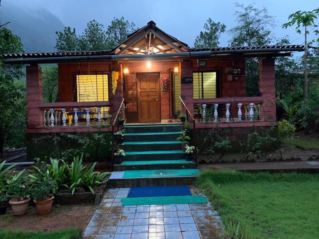 Sukant Homestay, Palu, Murbād Exteriér fotografie
